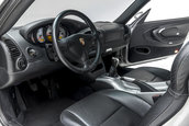 Porsche 911 GT2 cu 6.373 de kilometri la bord