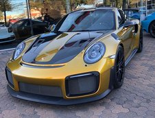 Porsche 911 GT2 RS in Explosive Gold