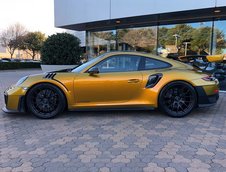 Porsche 911 GT2 RS in Explosive Gold