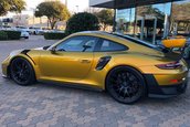 Porsche 911 GT2 RS in Explosive Gold