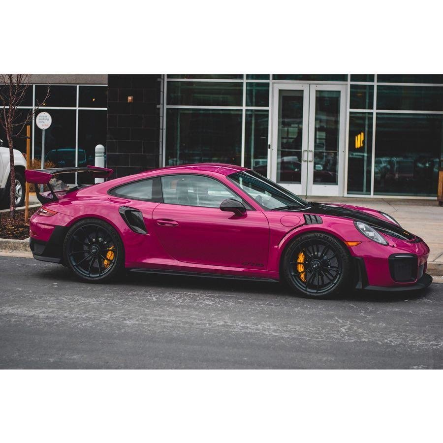 Porsche 911 GT2 RS in Ruby Star