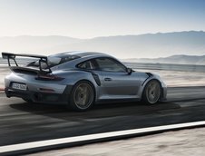 Porsche 911 GT2 RS - Noi poze