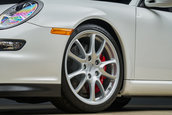 Porsche 911 GT3 cu 967 de kilometri la bord