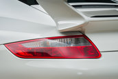 Porsche 911 GT3 cu 967 de kilometri la bord