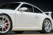 Porsche 911 GT3 cu 967 de kilometri la bord