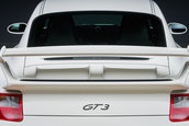Porsche 911 GT3 cu 967 de kilometri la bord