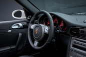 Porsche 911 GT3 cu 967 de kilometri la bord