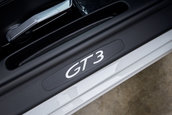 Porsche 911 GT3 cu 967 de kilometri la bord