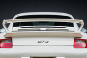 Porsche 911 GT3 cu 967 de kilometri la bord