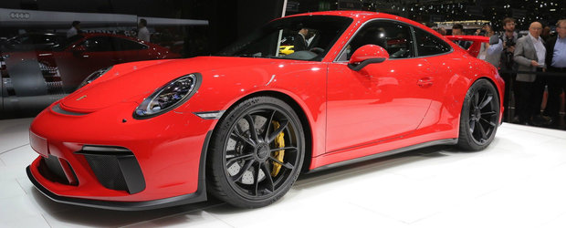 Porsche 911 GT3 facelift vine cu 500 de cai sub capota si o cutie de viteze manuala
