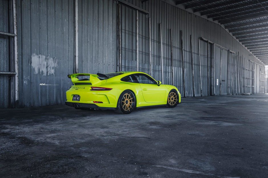 Porsche 911 GT3 in Acid Green