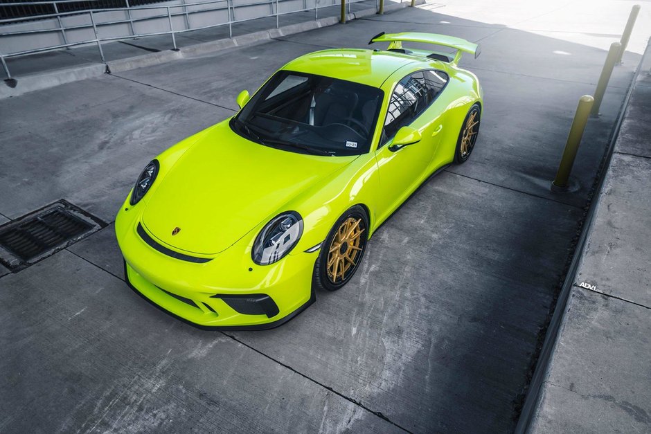 Porsche 911 GT3 in Acid Green