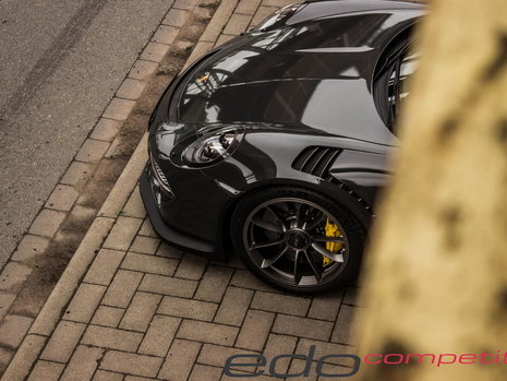 Porsche 911 GT3 RS by Edo Competition