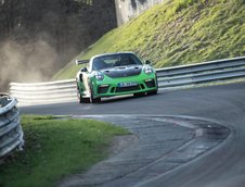 Porsche 911 GT3 RS pe Nurburgring