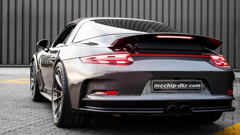 Porsche 911 GT3 RS Targa de la McChip-dkr