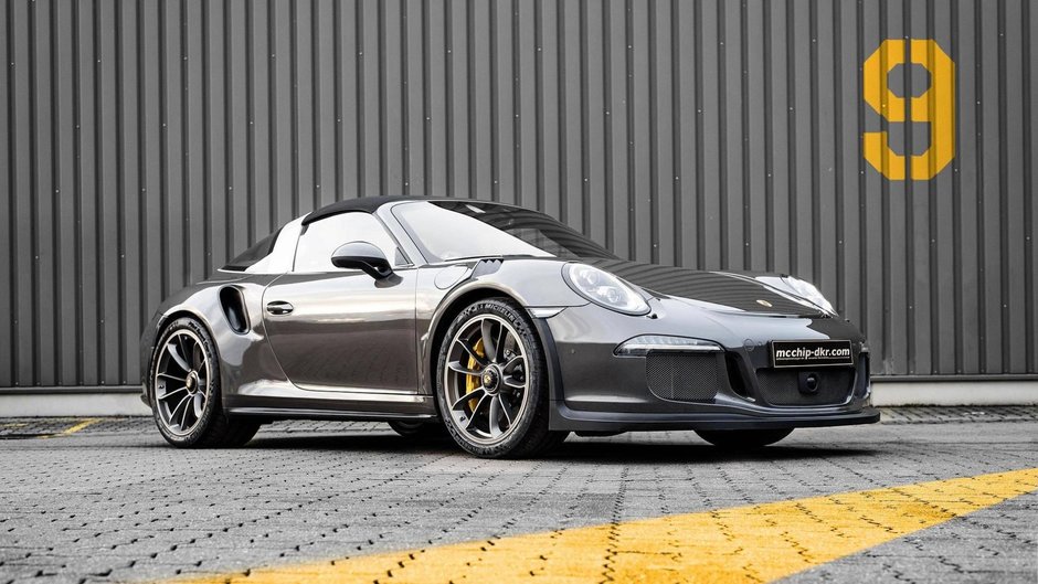 Porsche 911 GT3 RS Targa de la McChip-dkr