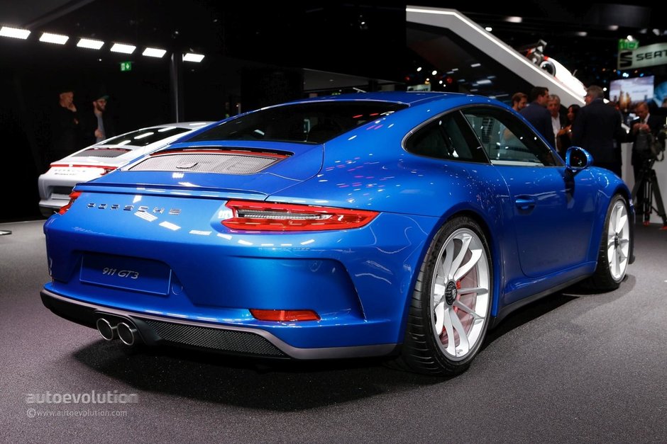 Porsche 911 GT3 Touring Package- poze reale