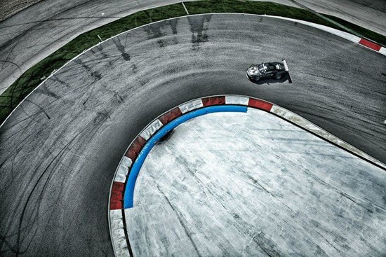 Porsche 911 RSR
