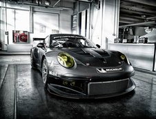 Porsche 911 RSR