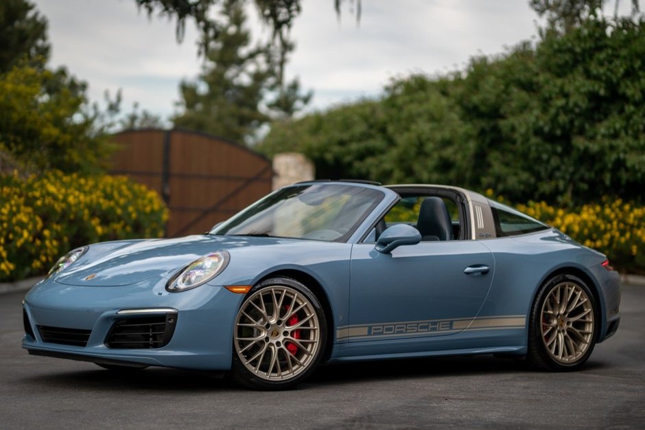 Porsche 911 Targa 4S Exclusive Design Edition de vanzare