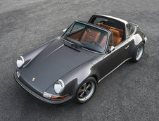 Porsche 911 Targa by Singer