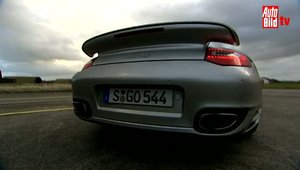 Porsche 911 Turbo (997.2) versus Nissan GT-R Part. 2