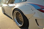 Porsche 911 Turbo complet modificat