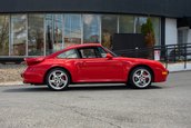 Porsche 911 Turbo cu 1.038 de kilometri la bord