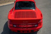 Porsche 911 Turbo cu 1.038 de kilometri la bord