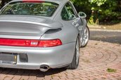 Porsche 911 Turbo cu 207 kilometri la bord