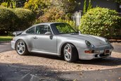 Porsche 911 Turbo cu 207 kilometri la bord