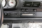 Porsche 911 Turbo cu 207 kilometri la bord