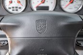 Porsche 911 Turbo cu 207 kilometri la bord