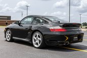 Porsche 911 Turbo cu 6.871 de kilometri la bord