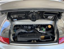 Porsche 911 Turbo cu 7.369 kilometri la bord