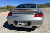 Porsche 911 Turbo cu 7.369 kilometri la bord