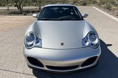 Porsche 911 Turbo cu 7.369 kilometri la bord