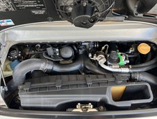 Porsche 911 Turbo cu 7.369 kilometri la bord