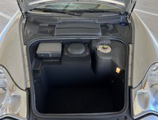 Porsche 911 Turbo cu 7.369 kilometri la bord
