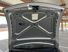 Porsche 911 Turbo cu 7.369 kilometri la bord