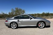 Porsche 911 Turbo cu 7.369 kilometri la bord
