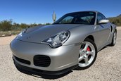 Porsche 911 Turbo cu 7.369 kilometri la bord