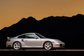 Porsche 911 Turbo cu 7.423 de kilometri la bord