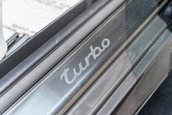 Porsche 911 Turbo cu 7.909 kilometri la bord