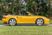 Porsche 911 Turbo cu 7.922 de kilometri la bord