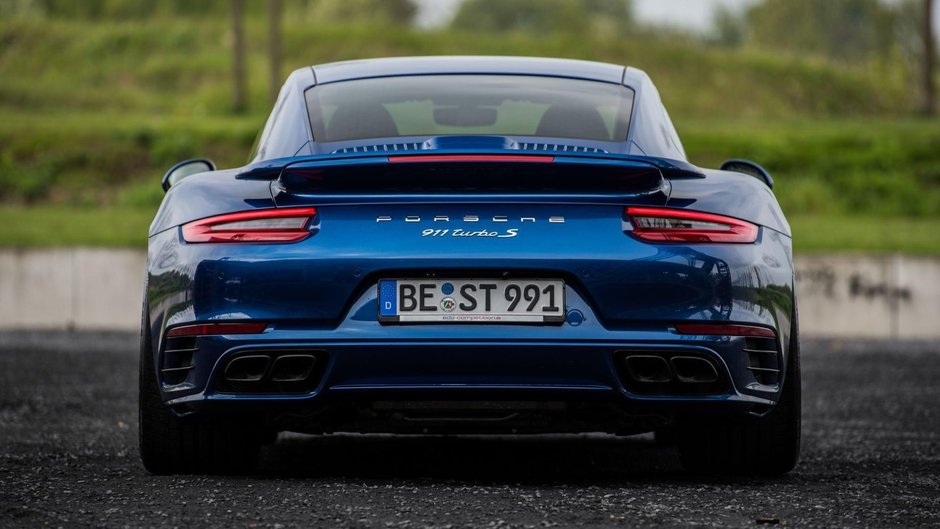 Porsche 911 Turbo S by Edo Competition