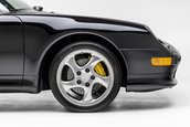 Porsche 911 Turbo S cu 11.901 kilometri la bord