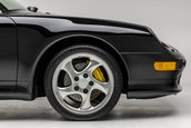 Porsche 911 Turbo S cu 11.901 kilometri la bord