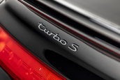 Porsche 911 Turbo S cu 11.901 kilometri la bord