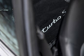 Porsche 911 Turbo S cu 11.901 kilometri la bord